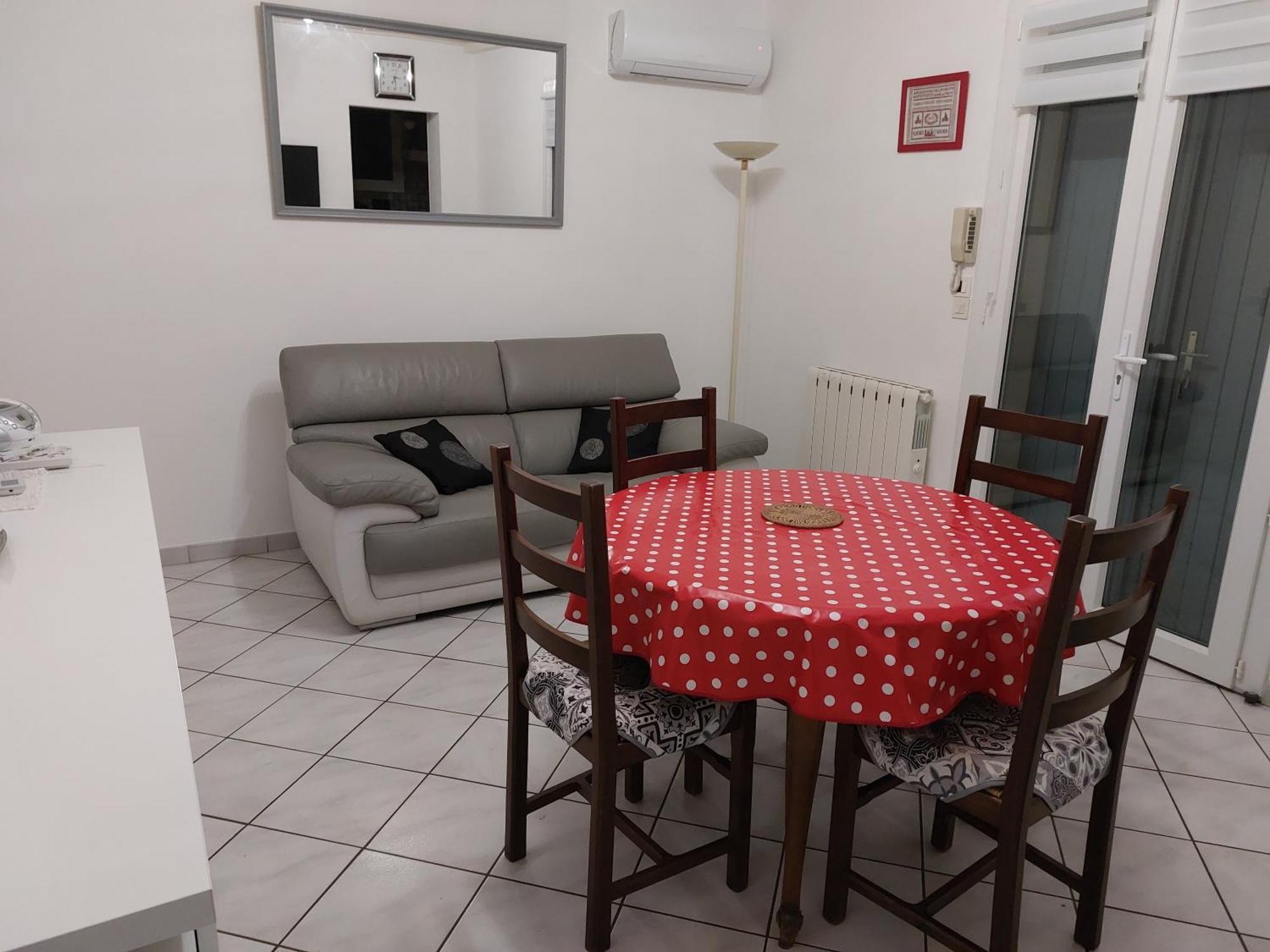 Des Reguinelles Holiday home Saint-Lattier